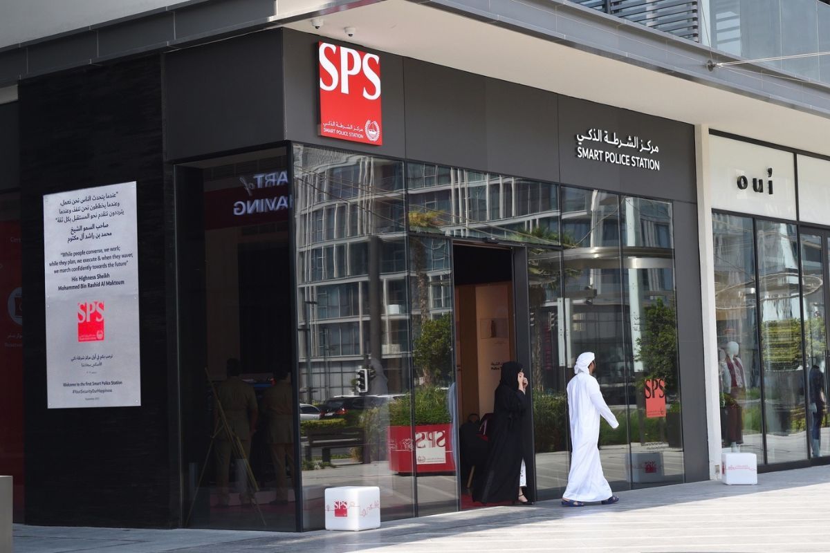 Dubai Smart Police Stations Received Million Visitors In Years