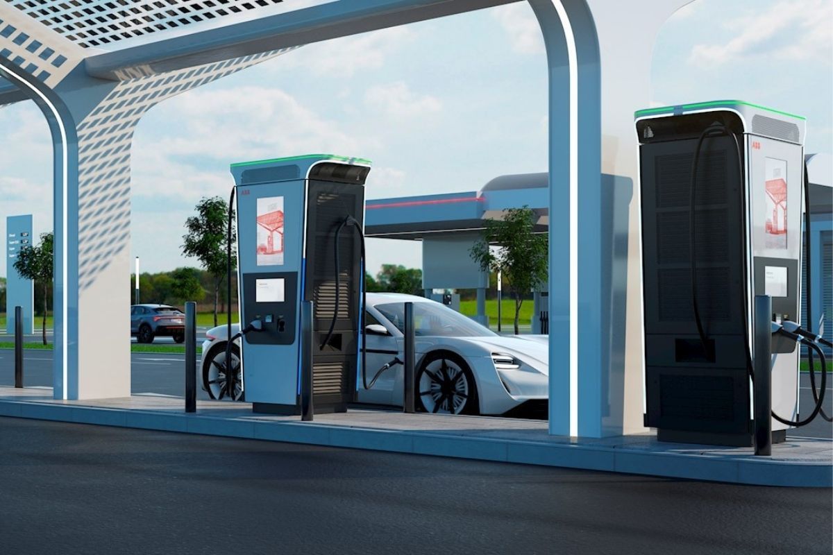 Abb Launches The Worlds Fastest Electric Car Charger 9765