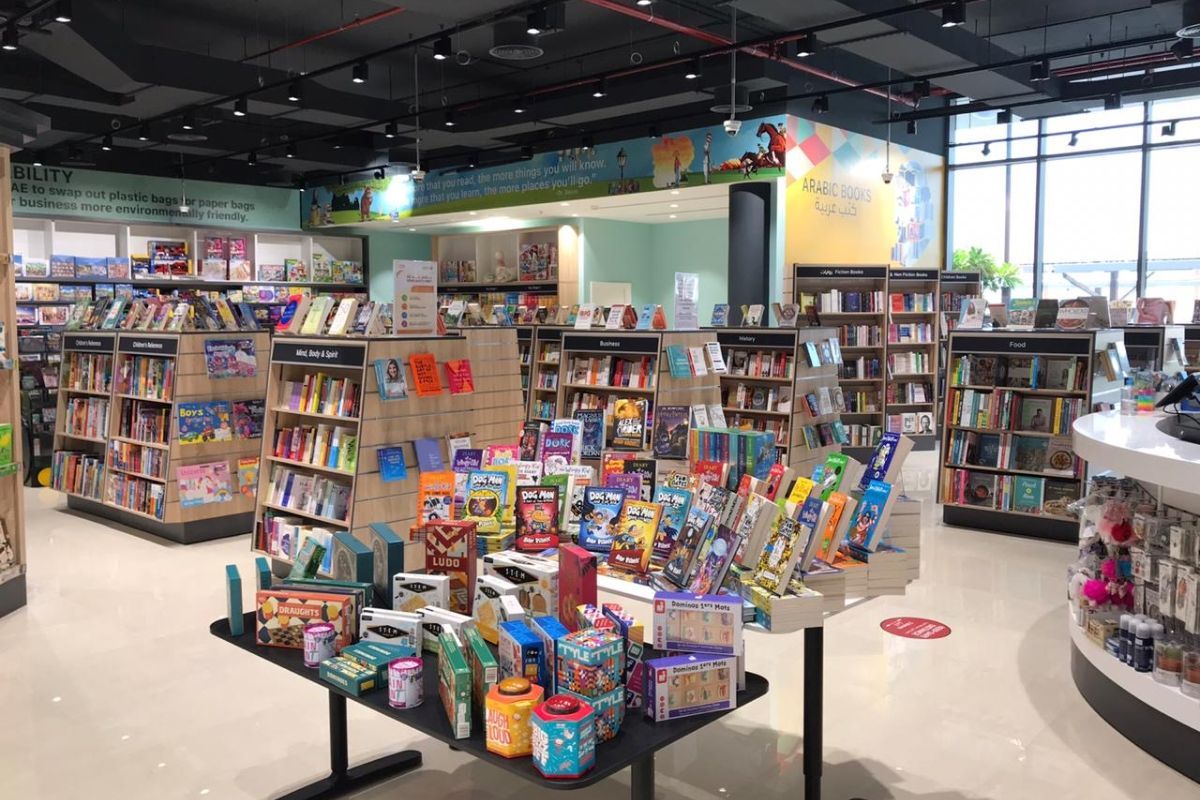 Book lovers gather around! Here are the best bookstores in Dubai