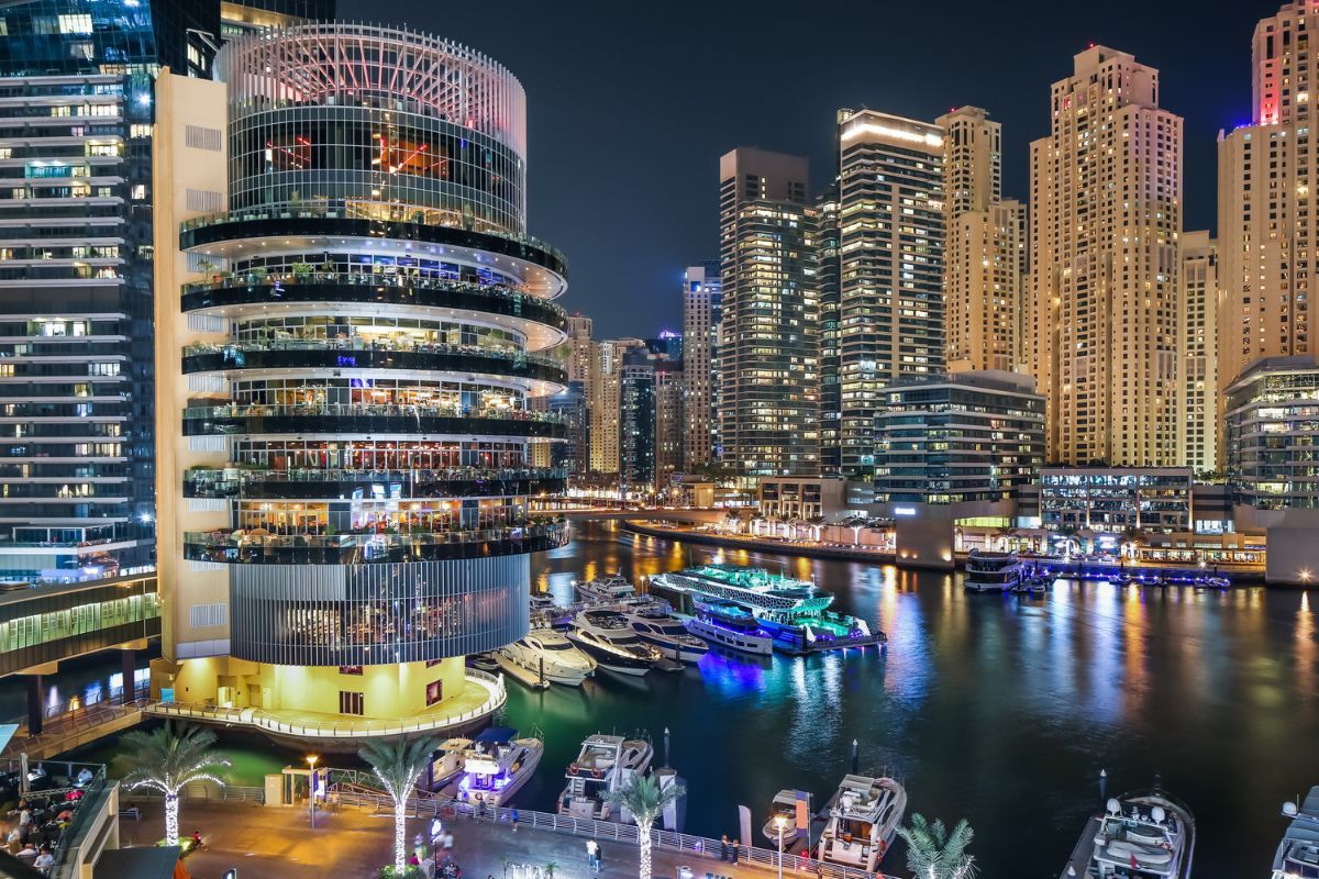 RTA opens 4-way footbridge at vital Dubai Marina junction