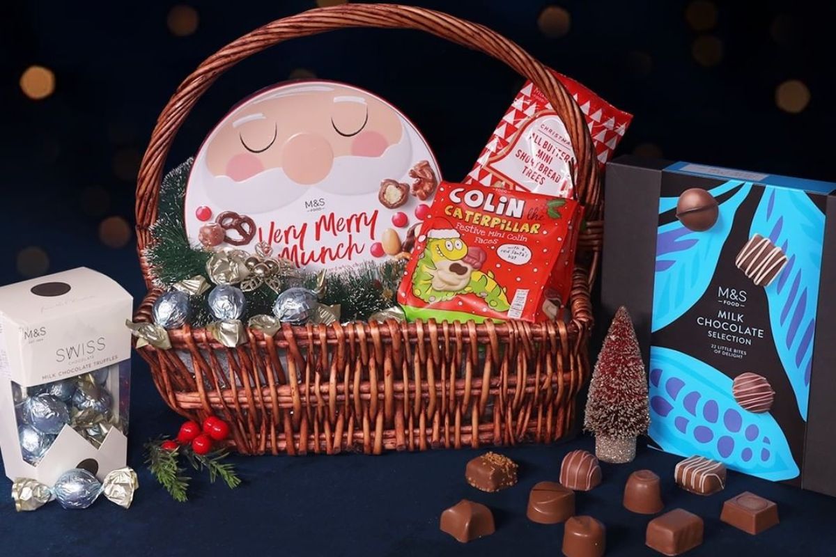 The Swiss Colony 27 Favorites Ultimate Chocolate Collection Gift Bundle -  Walmart.com