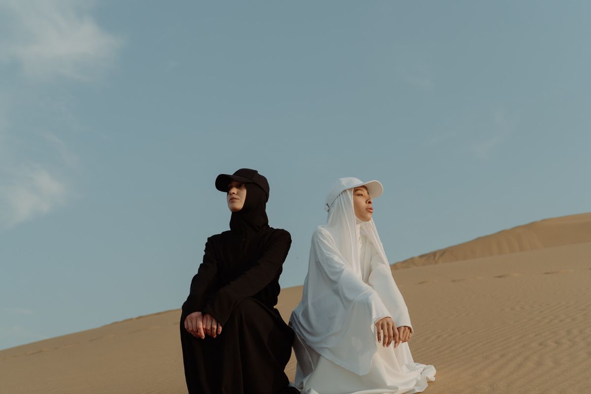 Abaya Mall: Get the Latest Trends in Abaya Designs