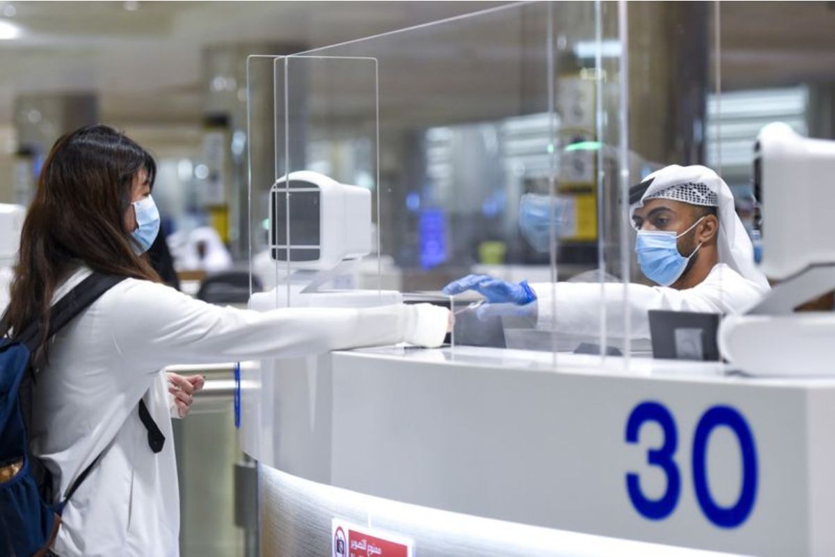 Dubai visit-visa holders must pay overstay fines, up to Dh300 for outpass to exit country