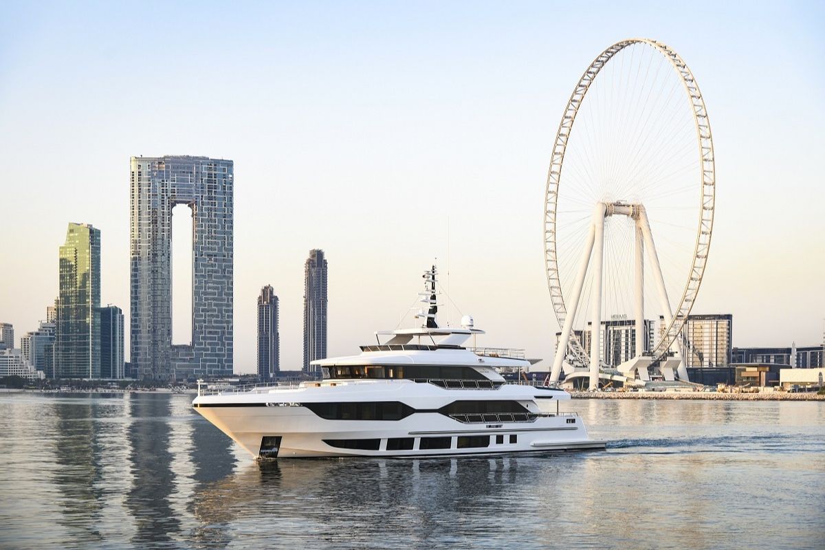 superyacht tour dubai