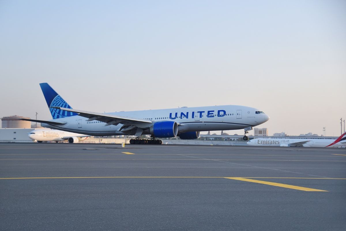 united-airlines-launches-nonstop-service-between-new-york-newark-and-dubai