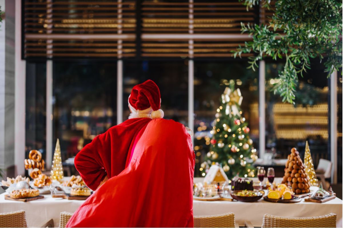 Experience the Magic of Season at Crown Plaza Dubai Marina's Spectacular Holiday Events