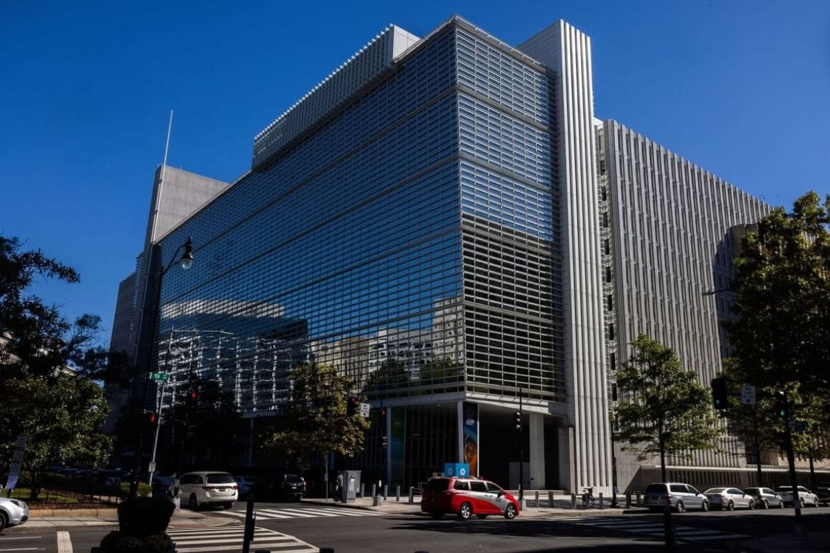 UAE Economy Leads Gulf Outlook as World Bank Projects 4.8 Percent Growth in 2025