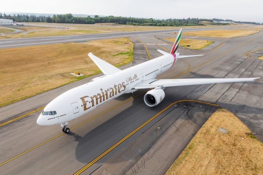 Emirates expands network further with restart of flights to Muscat, Entebbe