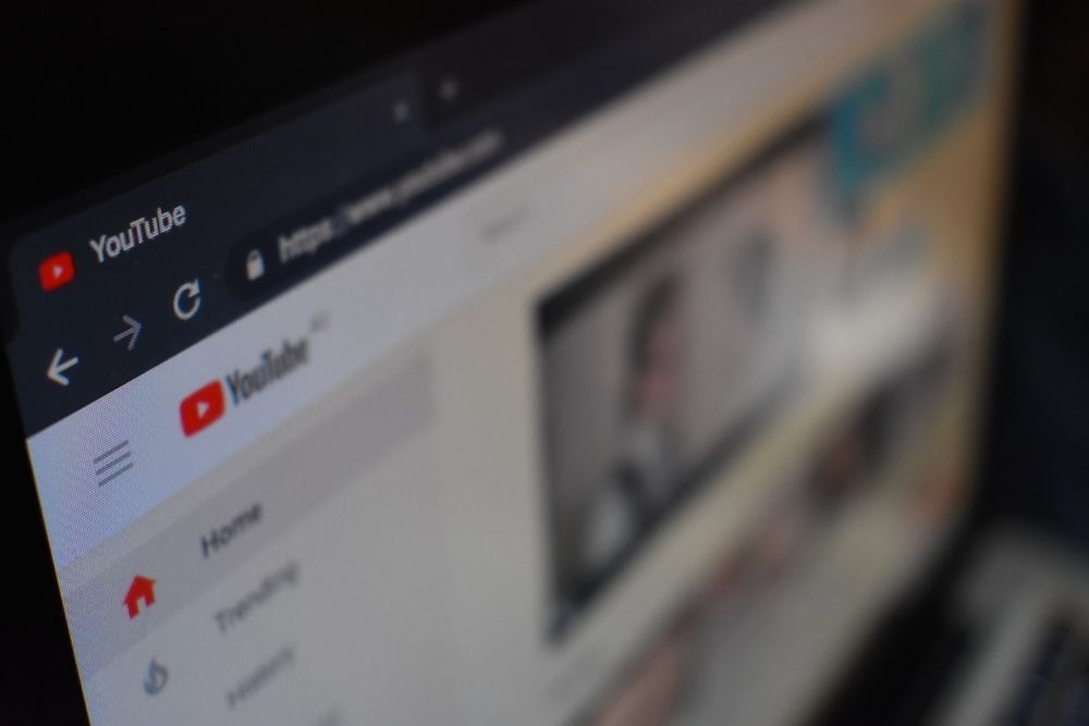 1 in 4 office workers are YouTubers on the side in South Korea : survey