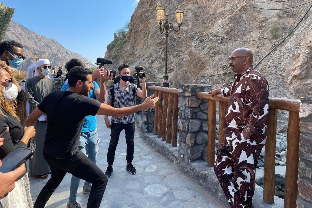 Steve Harvey experiences World’s Coolest Winter in The Emirates