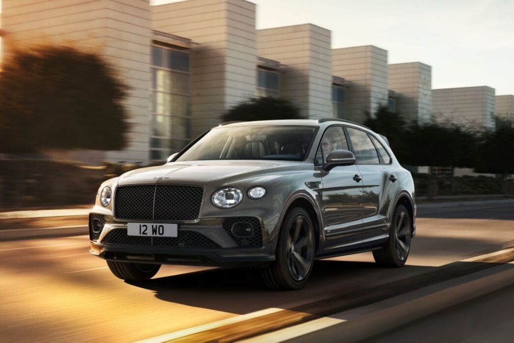 Bentayga V8 Proclaimed Luxury SUV of the Year