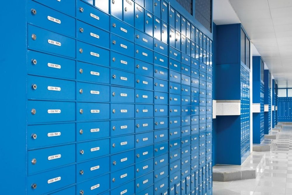 Emirates Post Group expands operations to Israel