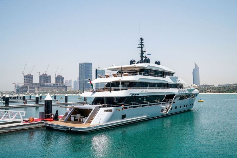 World’s largest composite production superyacht ‘Majesty 175’ world premiere at Dubai Harbour