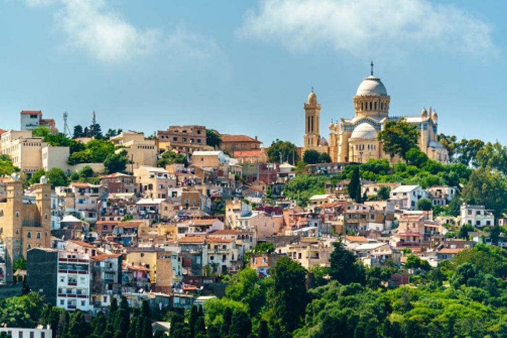 Emirates resumes flights to Algiers once again