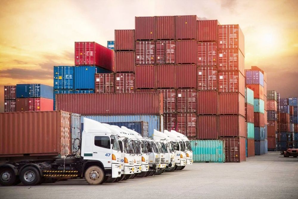 UAE foreign trade over 5 decades reaches $9.3 trillion