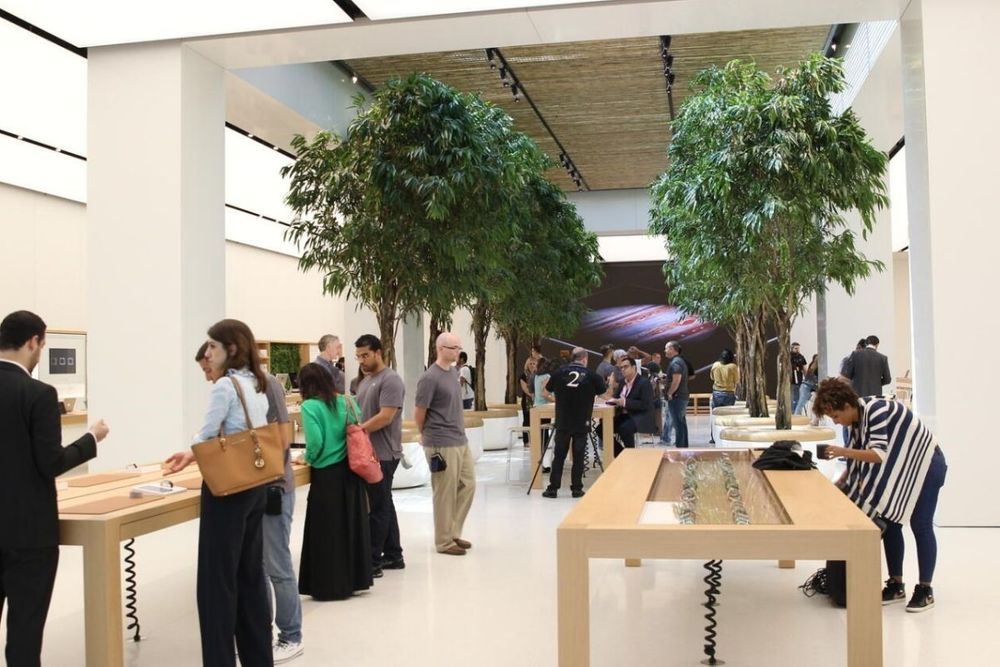 Apple stores in Dubai to close temporarily as a COVID-19 safety precaution