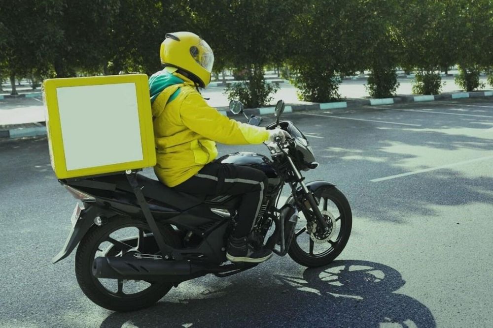 Stringent licensing process for delivery riders announced
