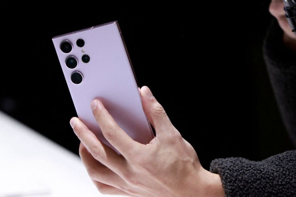 Buy Samsung's new S23 phones for as low as Dh121 a month