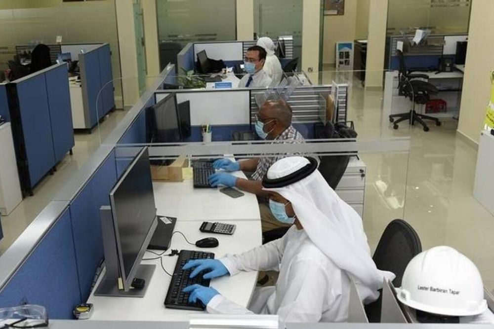 Dubai suspends new customs duty on international goods over  AED300