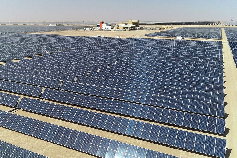 DEWA advances clean energy goals with expansion of solar park