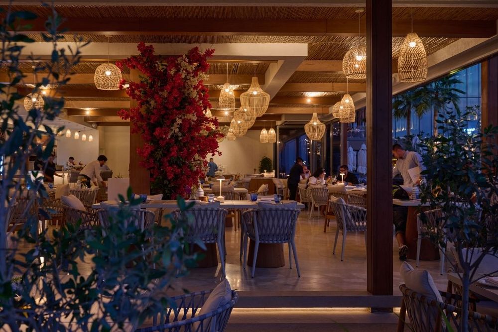 AMMOS introduces 'Gavin & The Supernovas' every Friday at the Thalassa Brunch