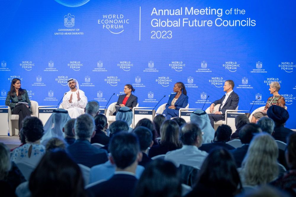 UAE announces reskilling initiative to boost job security in age of AI