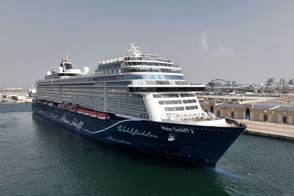Dubai marks start of 2023-2024 cruise season with first luxury liner docking at Mina Rashid