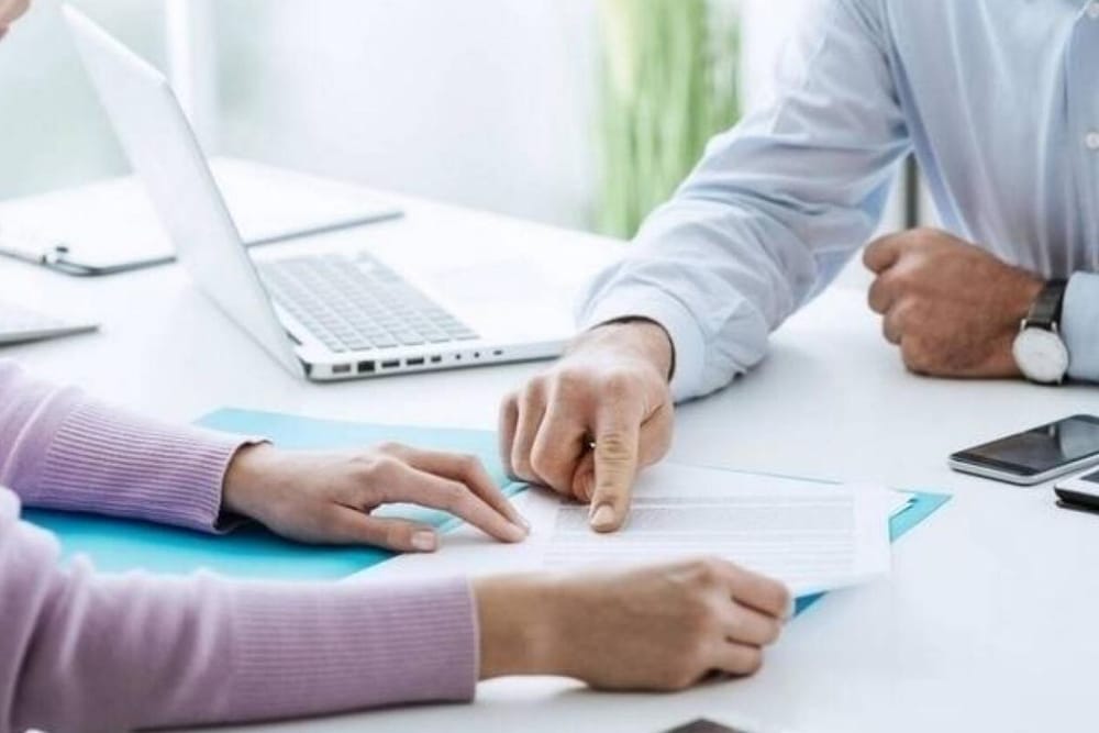 UAE: Can Housewives Work Legally in a Part-Time Job?