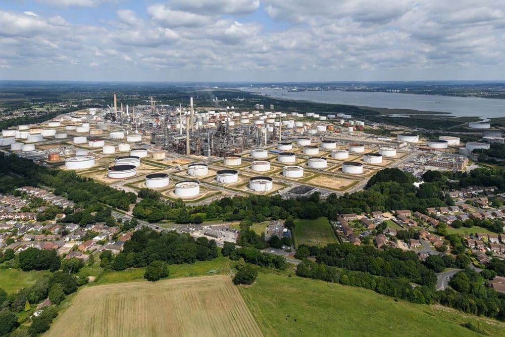 Emirates Becomes the First International Airline to Join 'The Solent Cluster'