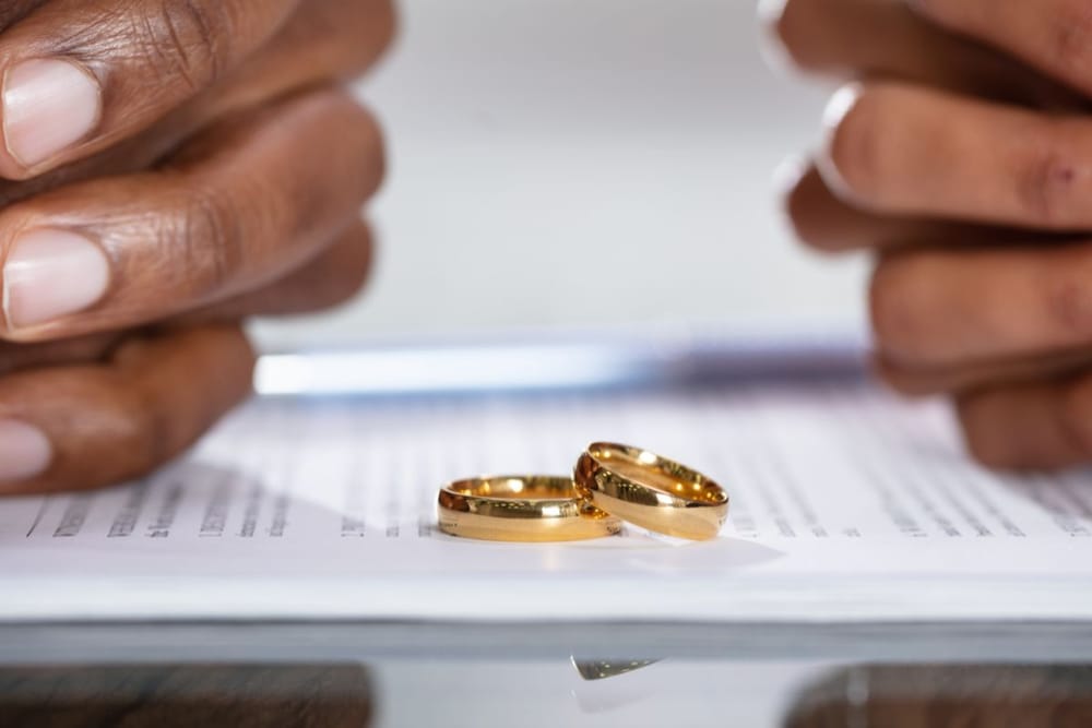 How to Legally Arrange Living Expenses Before Divorce in the UAE