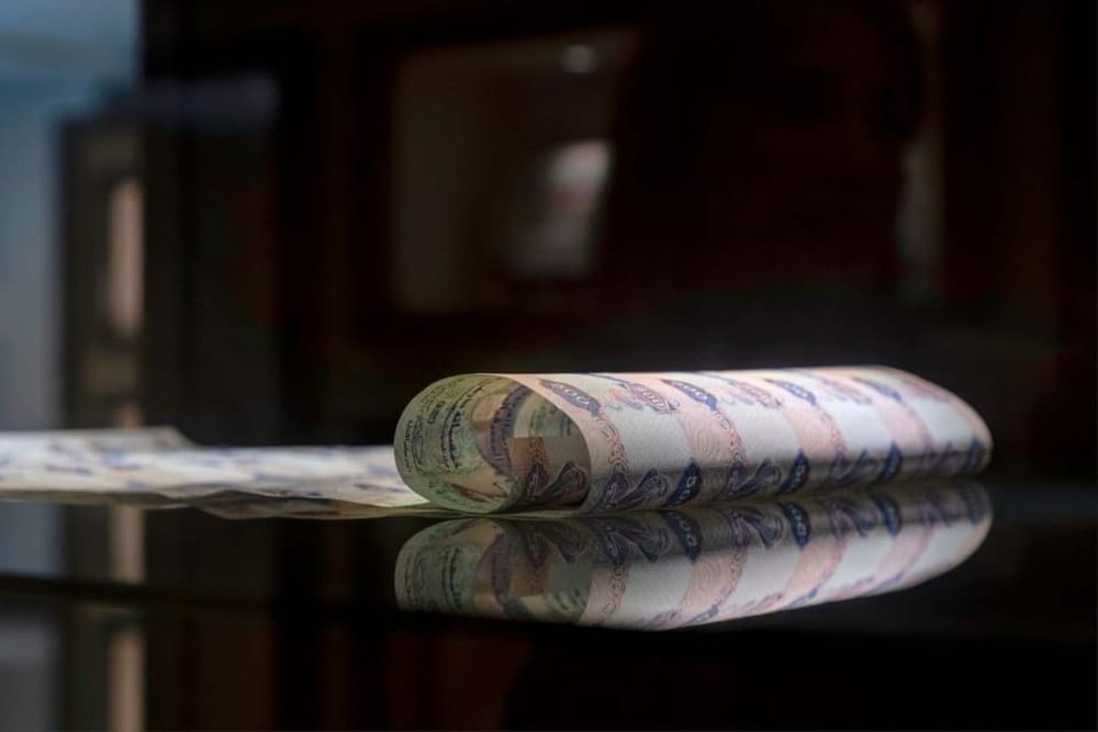 UAE Banking Sector's Liquid Assets Surpass AED800 Billion by End of Q2 2024