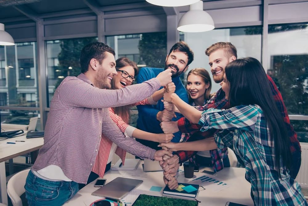 UAE’s Gen Z and Young Millennials Prioritize Tech, Travel, and Fitness in 2025