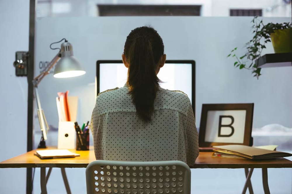 LinkedIn Reports an 84% Year-over-Year Increase in Hybrid Job Postings Across the UAE