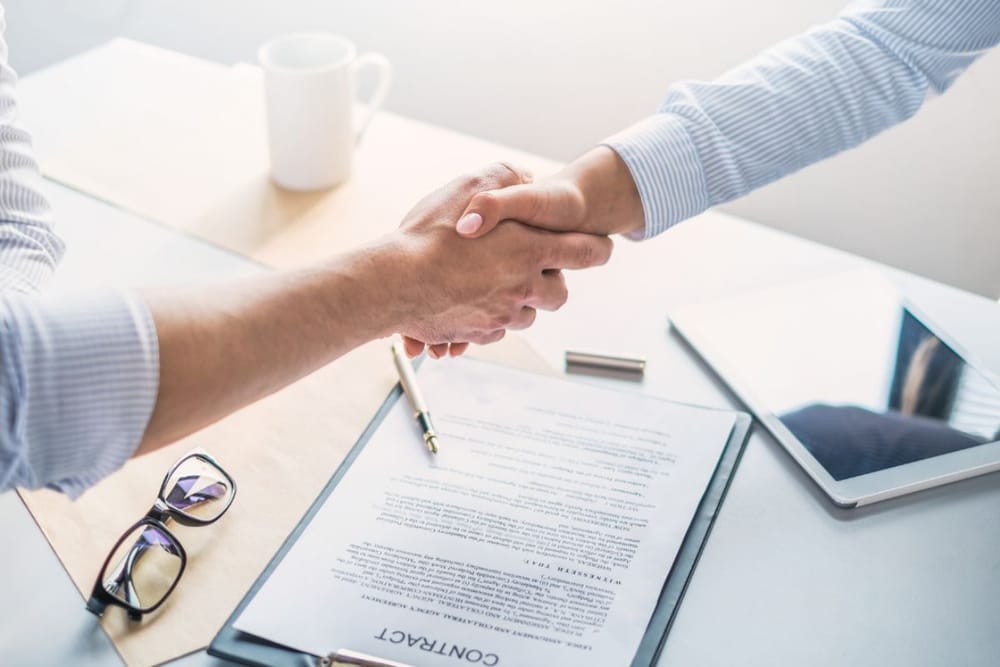 Contracts Every Business Owner Needs (Even If You're Small) in Dubai