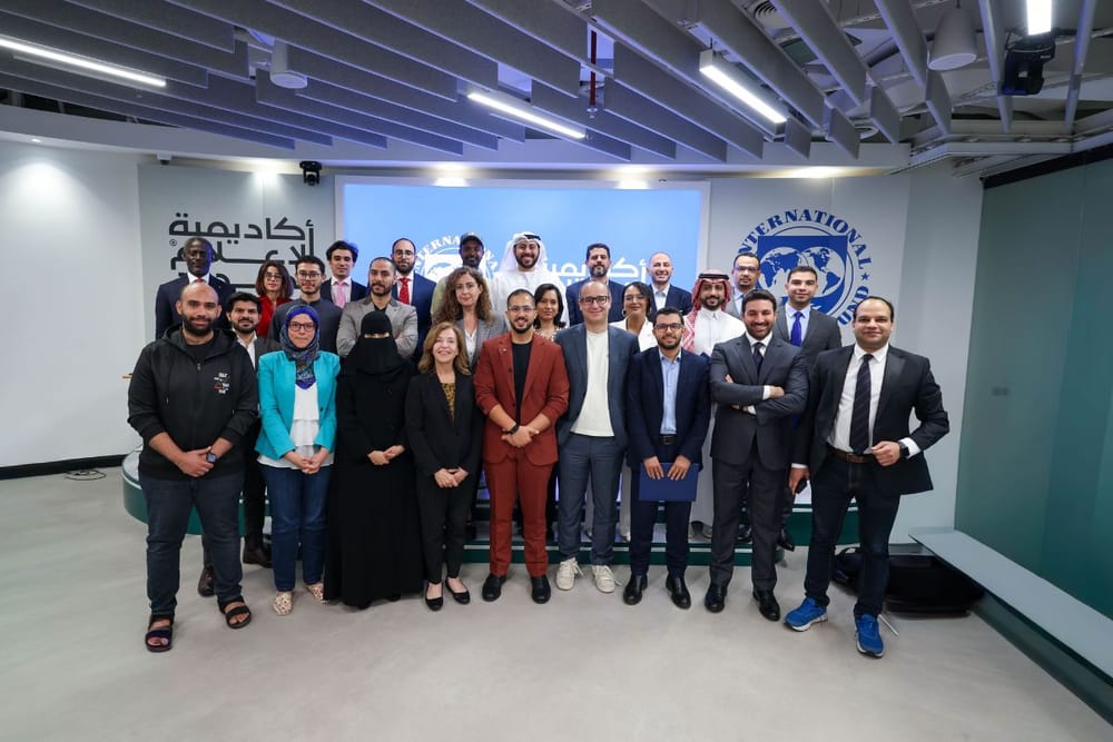 IMF and New Media Academy Host Dubai Workshop on Economic Storytelling