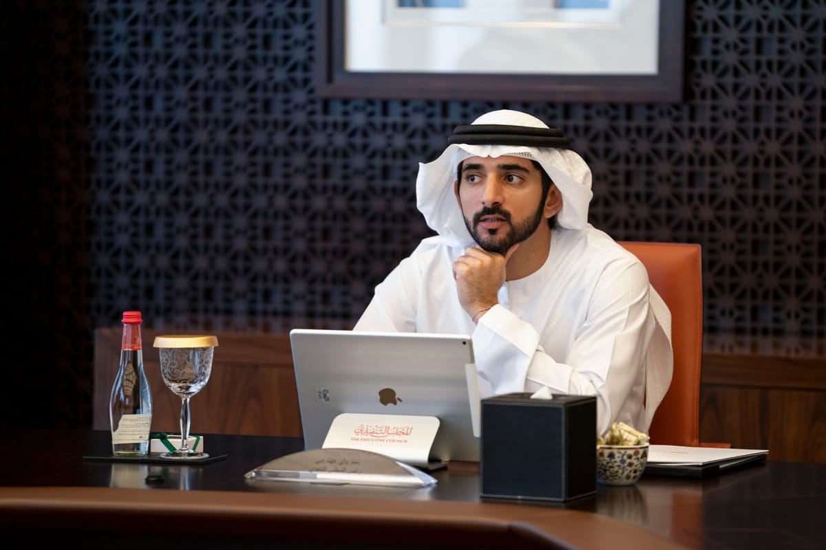 Hamdan Bin Mohammed Issues Resolution On Information Signs On Dubai Roads