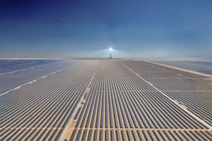 Global Renewable Energy Capacity Reaches Record 582GW as UAE Projects Lead Innovation