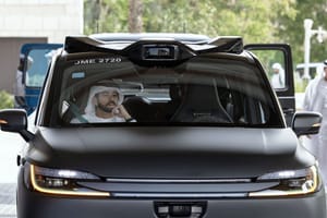 Hamdan bin Mohammed Launches Official Operations of Fully Autonomous RT6 Taxis in Dubai