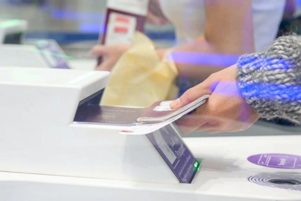 Smart gates at Dubai International airport now operating