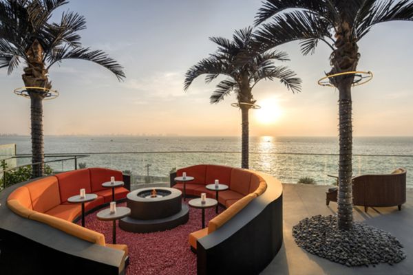 W Dubai – The Palm's outdoor dining venues reopen