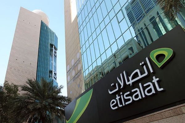 Etisalat wins best regional wholesale carrier award