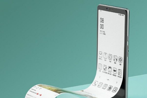 Hisense A7 - The world's first 5G cellphone equipped with an ink screen