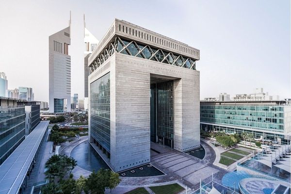 World’s first free-to-access accredited training platform for sustainable & responsible investing provided by DIFC