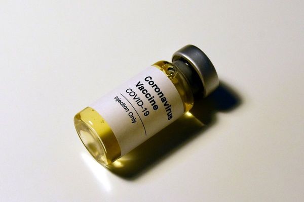 DHA begins COVID vaccination for frontliners, employees in vital professionals in government sector