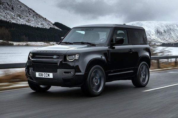 Potent New Defender V8 & Exclusive Special Editions Join the Range
