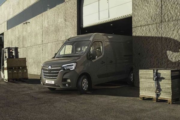 Arabian Automobiles Launches the NEW 2021 RENAULT MASTER: A Fleet Vehicular Innovation