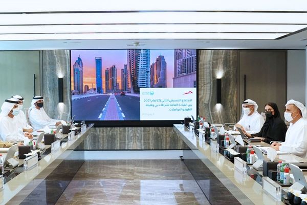 RTA, Dubai Police discuss operation of E-Scooter, Moped & Streetlighting