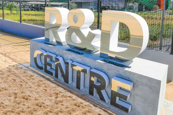 DEWA’s R&D Centre collaborates with Stanford University to develop advanced system for PV production