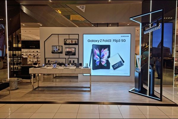 Samsung Unveils Newest Innovations at Harvey Nichols – Dubai