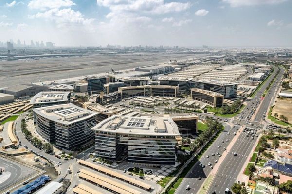 Mohammed bin Rashid issues Law creating Dubai Integrated Economic Zones Authority
